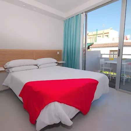 Iriarte 52 Puerto de la Cruz (Tenerife)